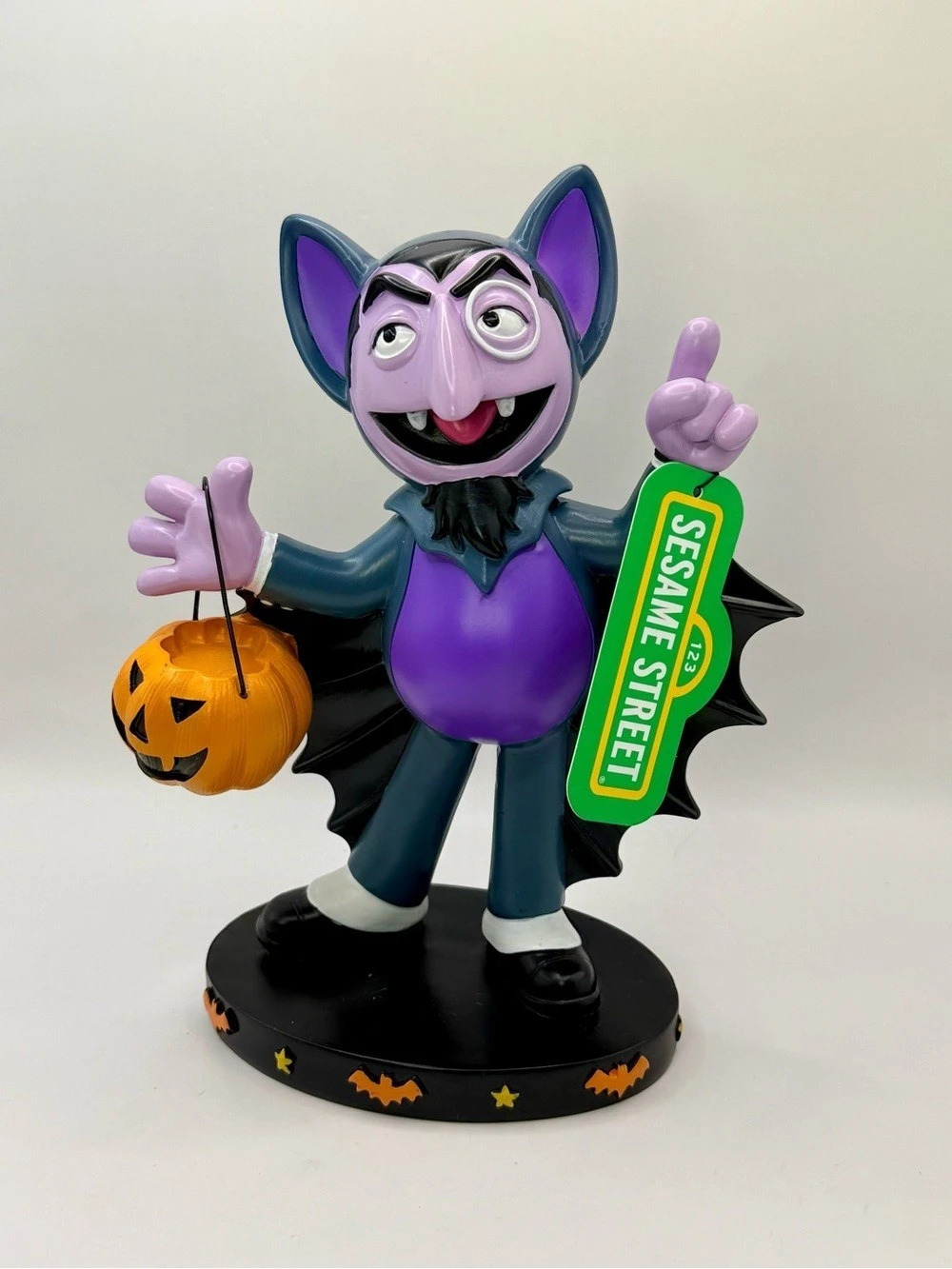Sesame Street Count von Count Halloween Bat Figurine 9” Pumpkin Trick or Treat